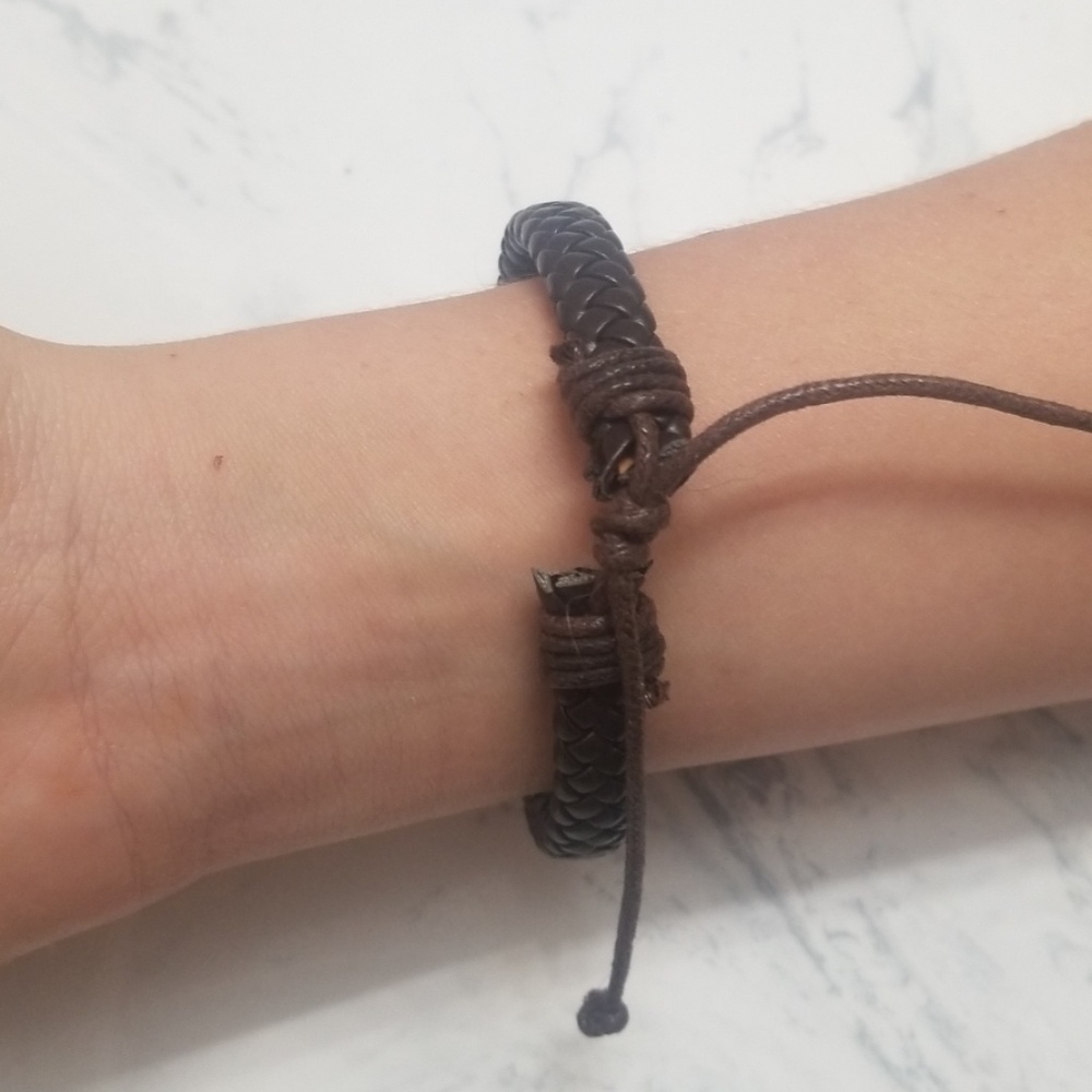 Leather bracelets - Picture 8 of 8